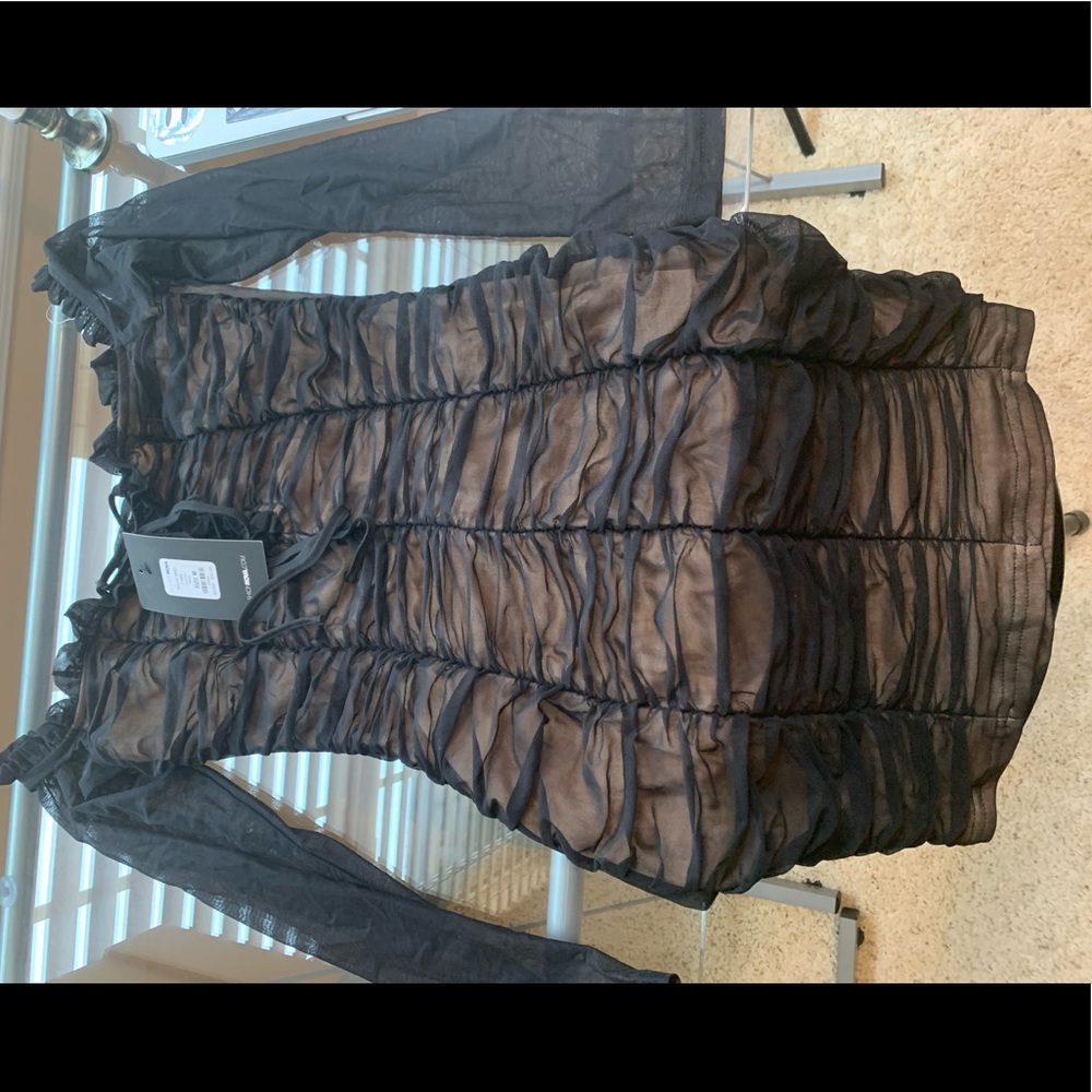 Fashion nova lace dress size M